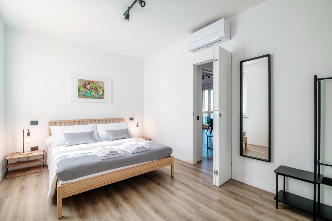 Olive Tree Lake View Apartment เบลลาโจ ภายนอก รูปภาพ